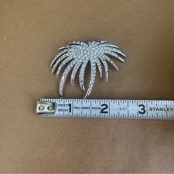 Vintage Swarovski Crystal Brooch Silver Crystal Starburst Fireworks - Picture 4 of 4